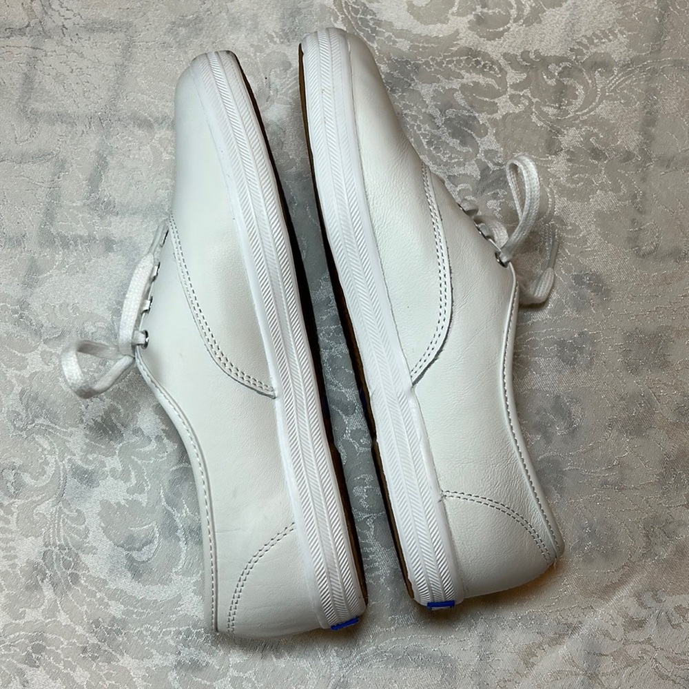Keds Women’s Lace Up Sneakers - White - US Size 6.5 - EUC - Picture 4 of 10